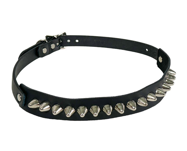 HTPK403  FUNK PLUS TOPHAT WITH SINGLE ROW UK77 STUD BAND