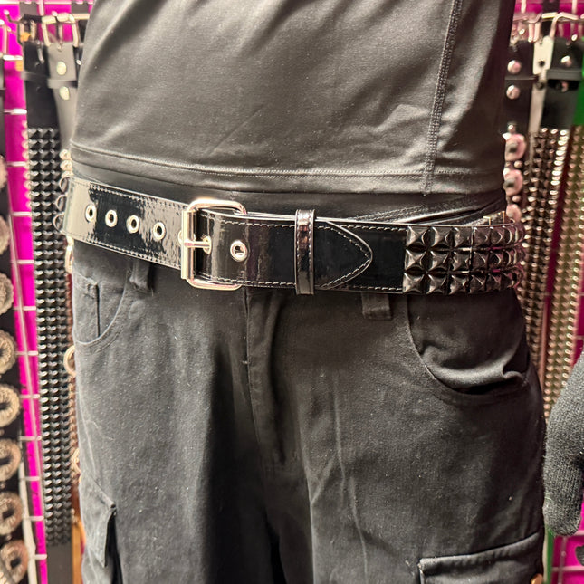 BT104P-BLK-BS  BLACK PATENT 3 ROW 1/2" BLACK PYRAMID STUD BELT
