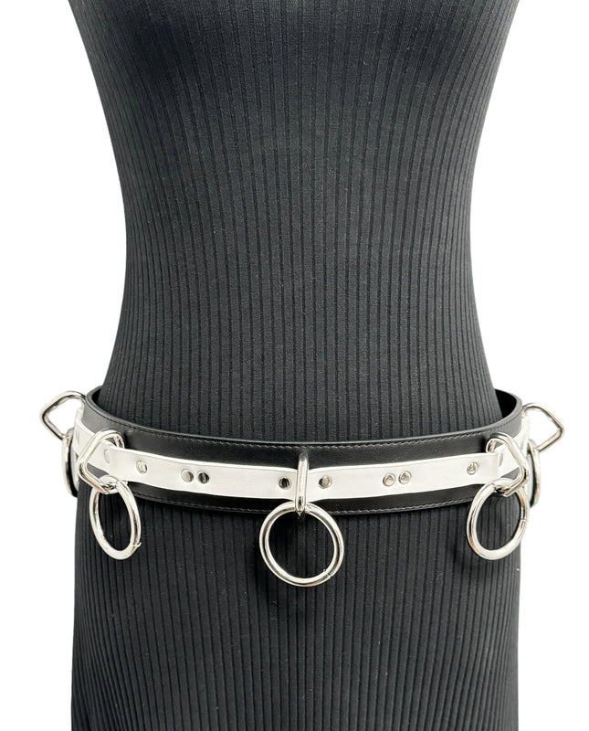 BT562BLK-WHT   LARGE O RING STRAPPED BONDAGE BELT