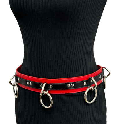 BT562RED-BLK VEGAN  LARGE O RING STRAPPED BONDAGE BELT