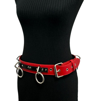 BT562RED-BLK VEGAN  LARGE O RING STRAPPED BONDAGE BELT