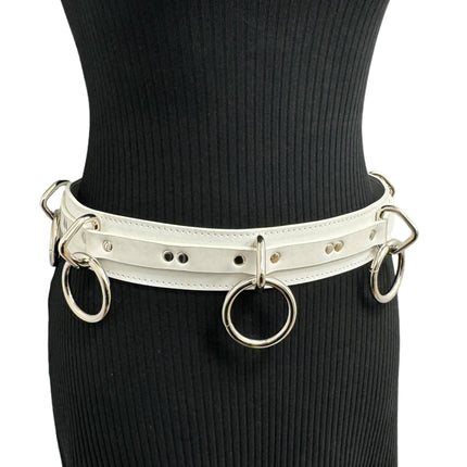 BT562WHT VEGAN  LARGE O RING STRAPPED BONDAGE BELT