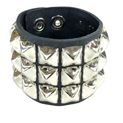 BC127 3 ROW 1/2" PYRAMID STUD SNAP BRACELET