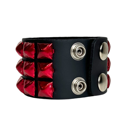BC127METALLIC COLOR  3 ROW 1/2" PYRAMID STUD SNAP BRACELET