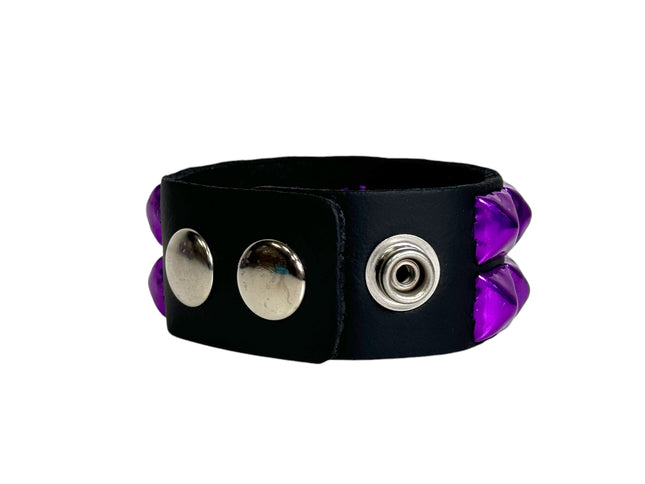 BC112 2 ROW 1/2" PYRAMID STUD SNAP BRACELET