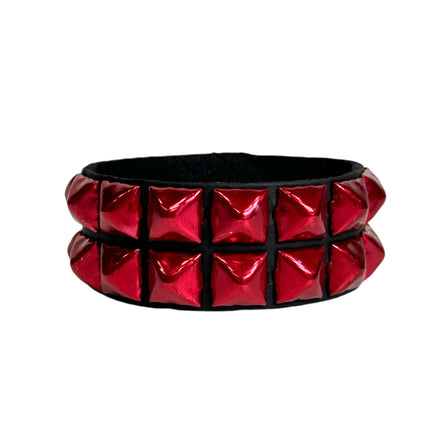 BC112 METALLIC COLOR  3 ROW 1/2" PYRAMID STUD SNAP BRACELET