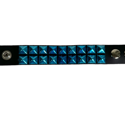 BC112 METALLIC COLOR  3 ROW 1/2" PYRAMID STUD SNAP BRACELET