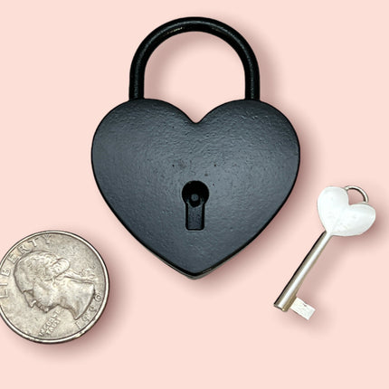 JUMBO HEART LOCK