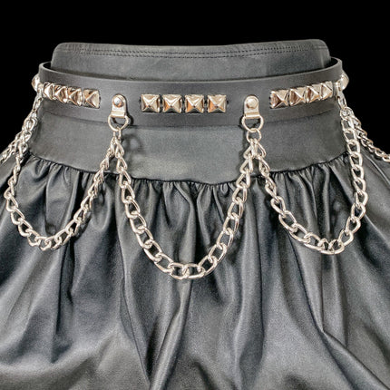 BT573 PYRAMID STUDDED BELT WITH CHAIN