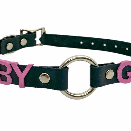 FC870-PS  PINK LETTER MIDDLE RING CHOKER