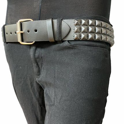 BT104-BS 3 ROW 1/2" BLACK PYRAMID BELT