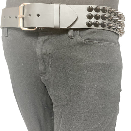 BT153-BS  BLACK UK77 CONEHEAD STUD BELT
