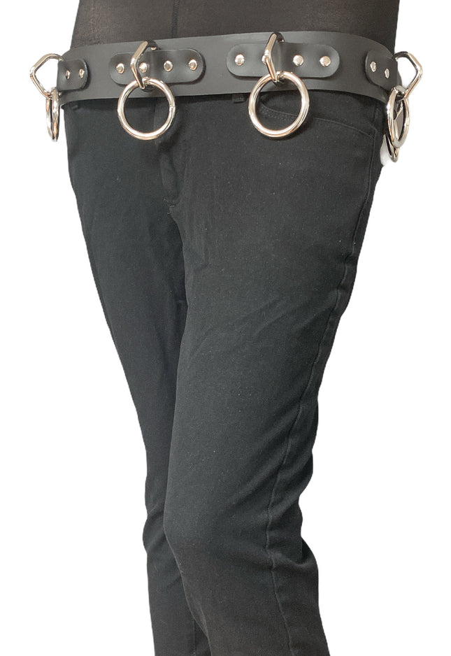 BT114  1 3/4" WIDE LARGE BONDAGE 1 1/2" RING BELT