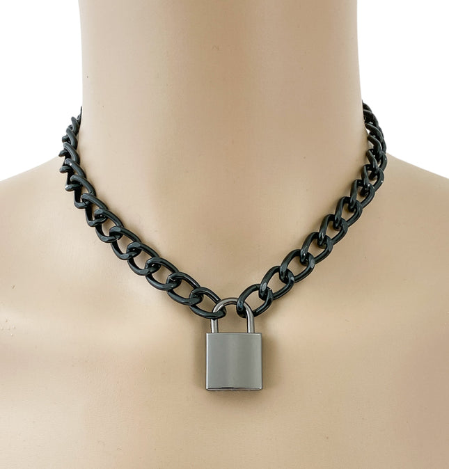 FC949SQ BLACK LIGHT ALUMINUM CHAIN PAD LOCK NECKLACE
