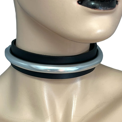 FCK422 METAL RING OVER LEATHER