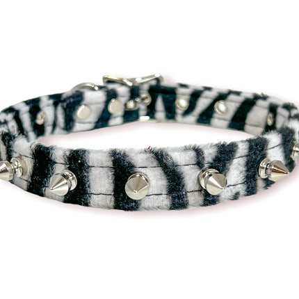 CK134L FUZZY LEOPARD  1/2" SPIKE CHOKER HANDMADE IN USA