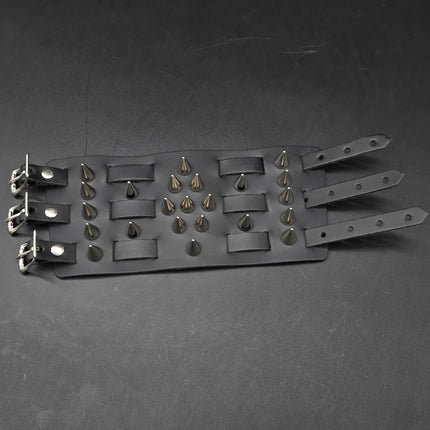 WBT-SPIKE-SC    23PCS CONE SPKE 4" WIDE WATCH BAND STYLE BRACELET CUFF