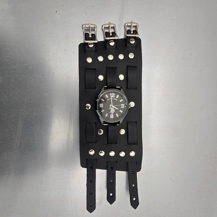 WBT-SPIKE    4" WIDE WATCH BAND STYLE BRACELET CUFF