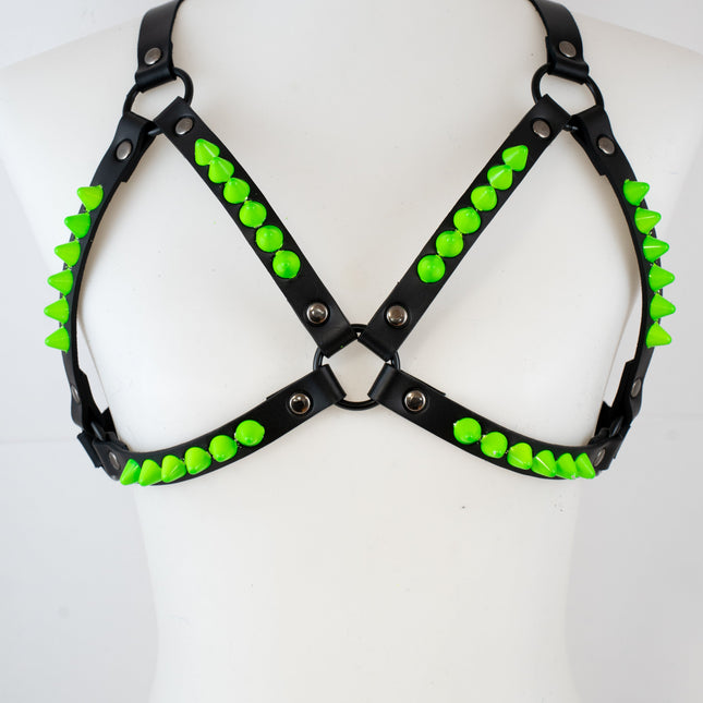 XH222-GS  UK77  STUDDED BRA HARNESS