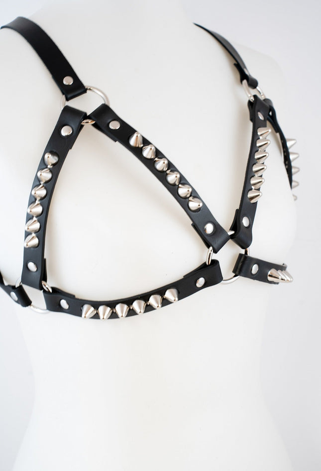 XH222  UK77  STUDDED BRA HARNESS