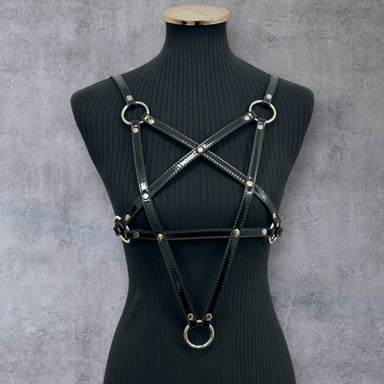 XH245P  SHINY PATENT LEATHER PENTAGRAM HARNESS
