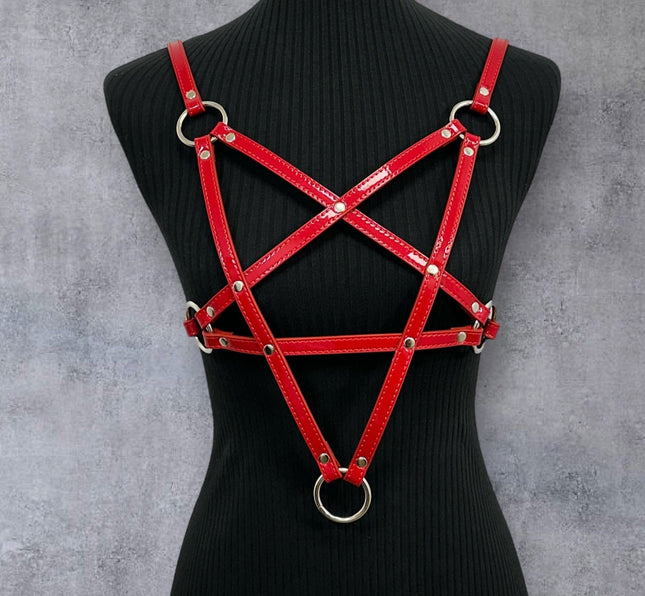 XH245P  SHINY PATENT LEATHER PENTAGRAM HARNESS