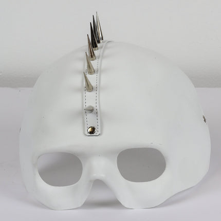 XMK103 SKULL MASK WITH TALL SPIKE