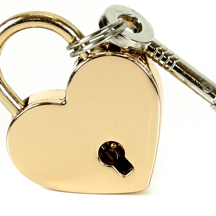 PAD LOCK HEART