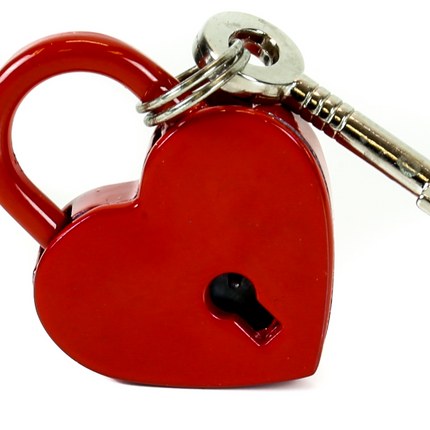 PAD LOCK HEART