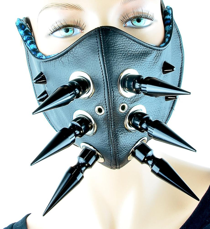 Mask With 3" Spike